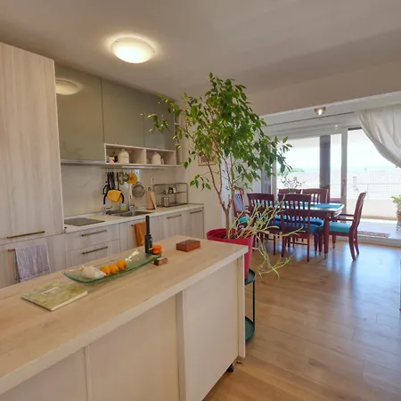 Eco Friendly Artemisia Apartment