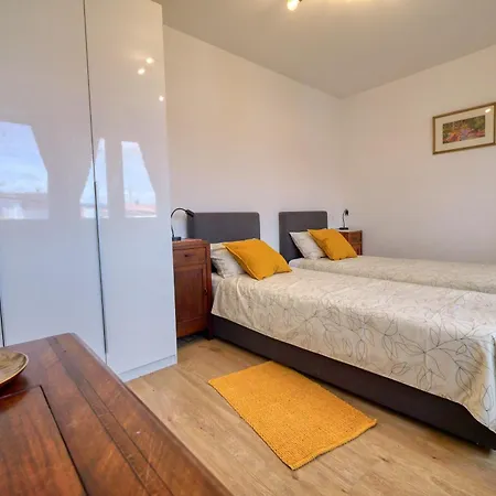 Eco Friendly Artemisia